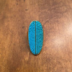 NWOT Henri Bendel gold tone ring